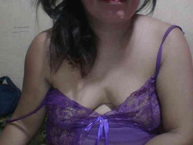 PinayAnna webcam