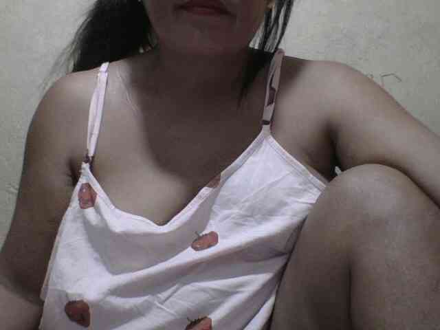 PinayAnna webcam