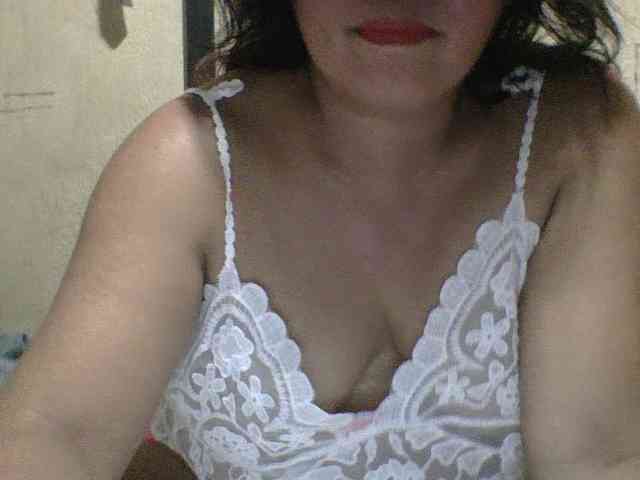 PinayAnna webcam