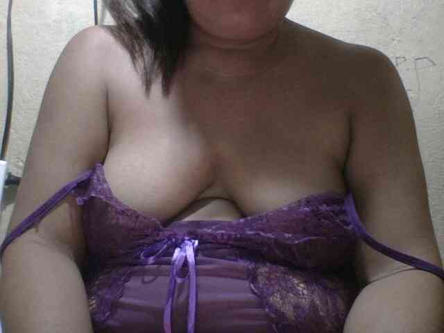 PinayAnna webcam