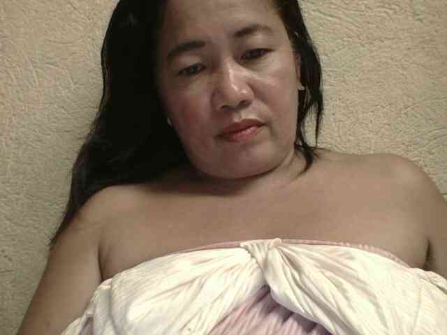 PinayAnna webcam