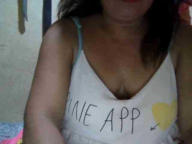 PinayAnna webcam