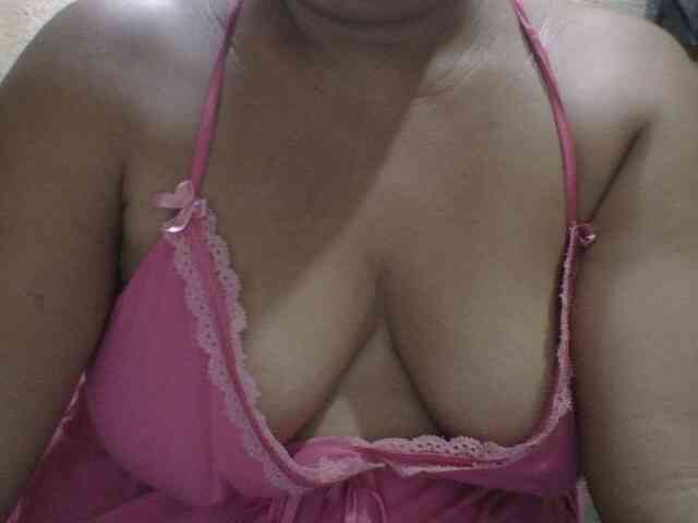 PinayAnna webcam