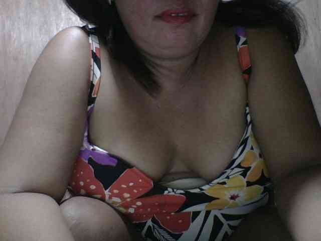 PinayAnna webcam