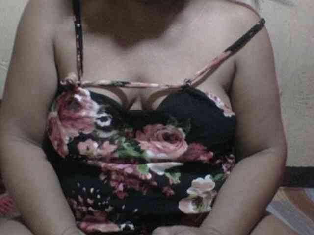 PinayAnna webcam