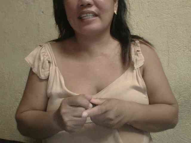 PinayAnna webcam