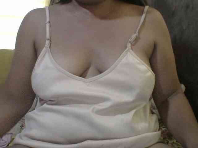 PinayAnna webcam
