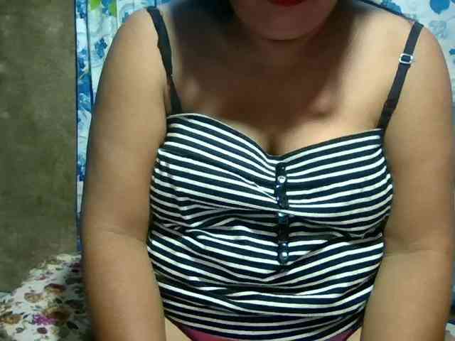 PinayAnna webcam