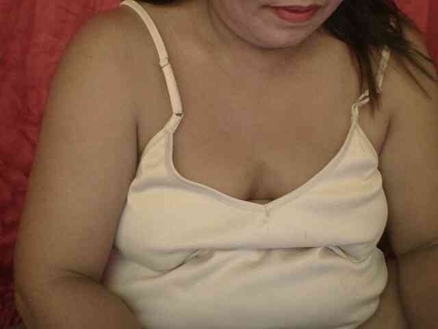 PinayAnna webcam