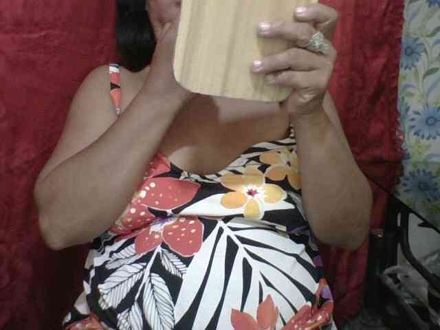 PinayAnna webcam