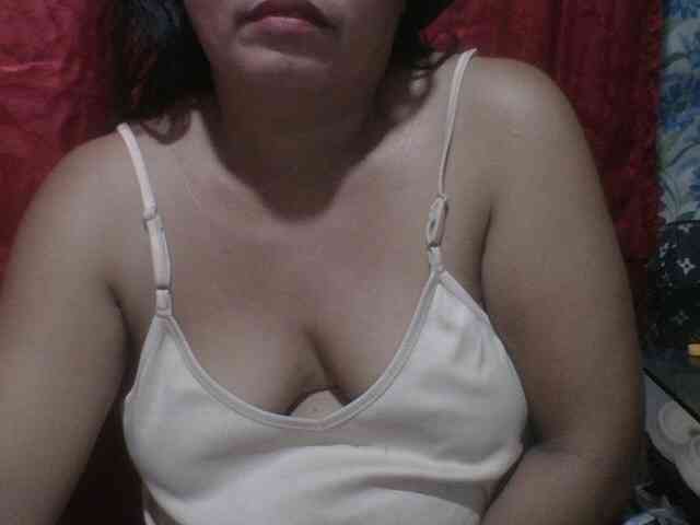 PinayAnna webcam