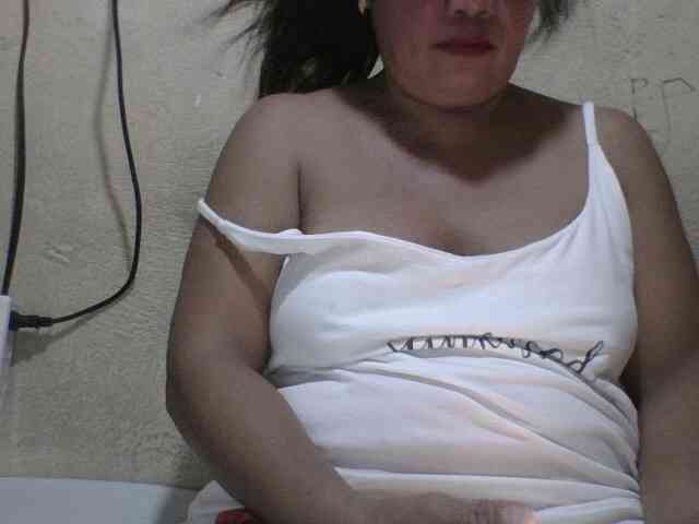 PinayAnna webcam