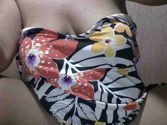 PinayAnna webcam