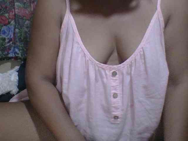 PinayAnna webcam