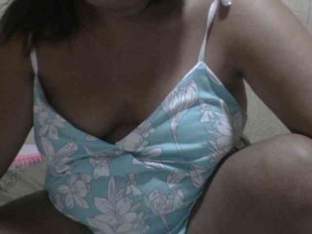 Model: PinayAnna