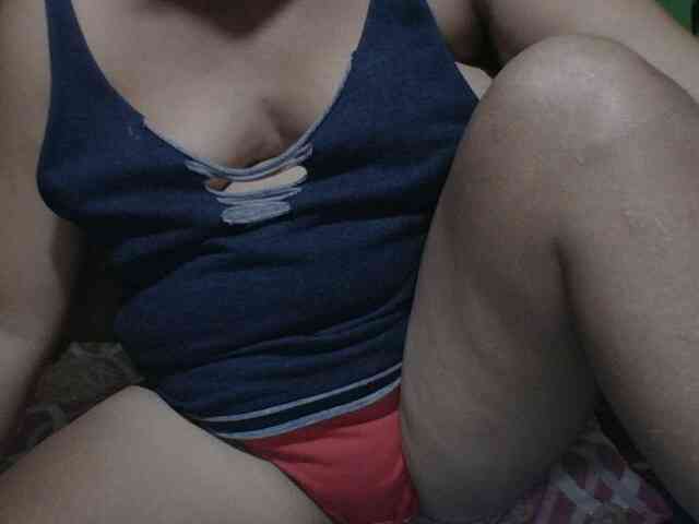 PinayAnna webcam