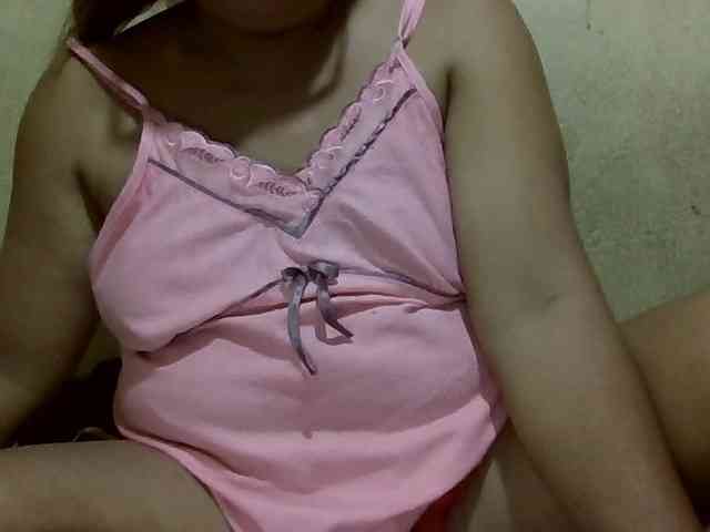 PinayAnna webcam