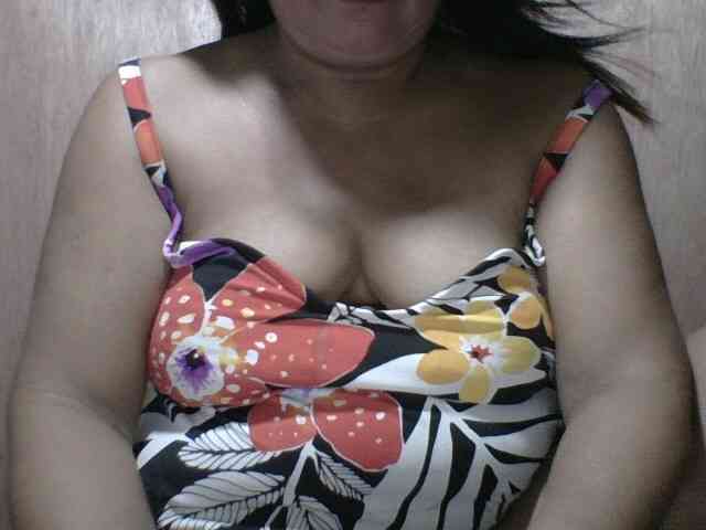 PinayAnna webcam