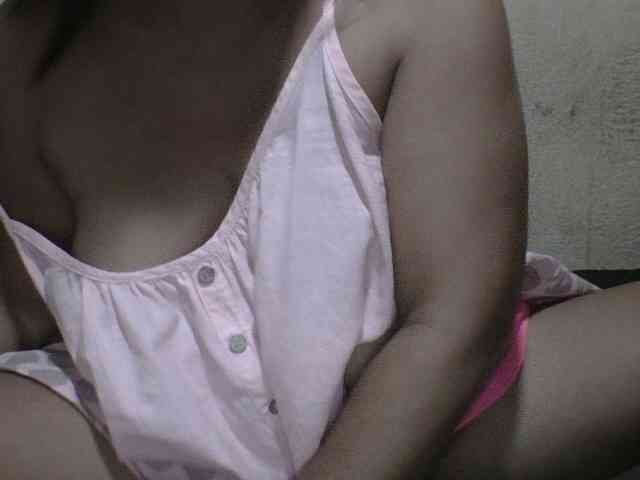 PinayAnna webcam