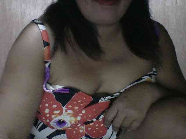 PinayAnna webcam