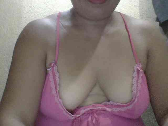 PinayAnna webcam