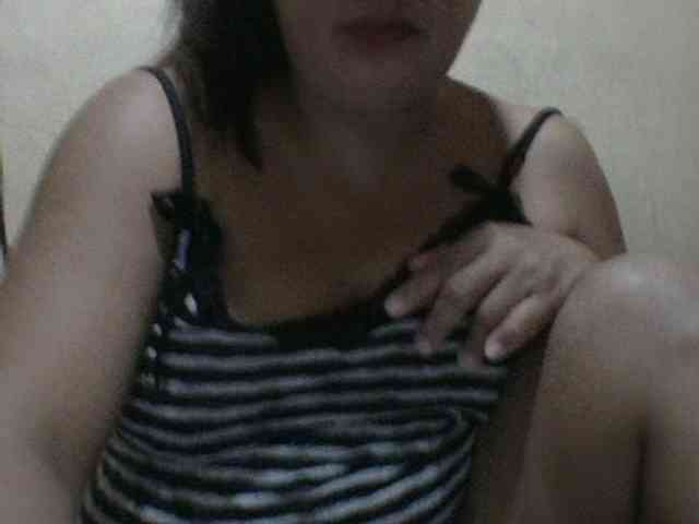 PinayAnna webcam