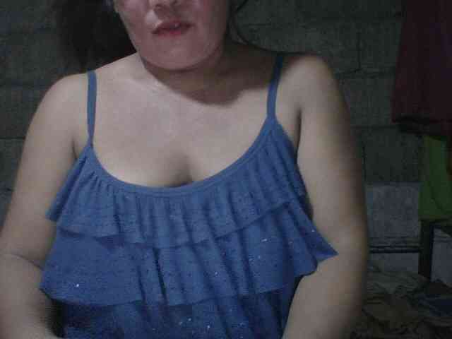 PinayAnna webcam