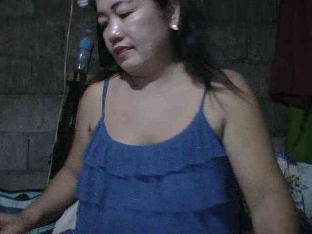 PinayAnna webcam