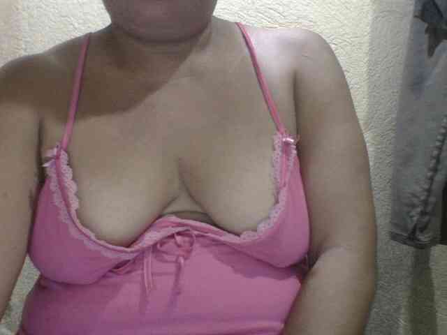 PinayAnna webcam