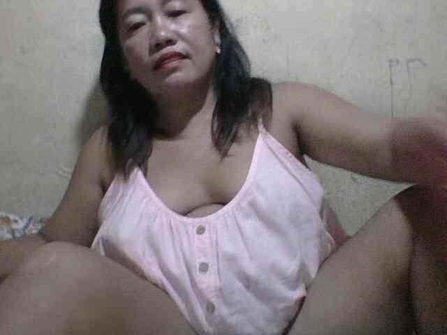 PinayAnna webcam