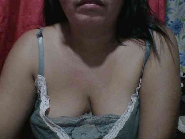 PinayAnna webcam