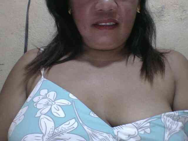 PinayAnna webcam