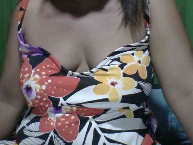 PinayAnna webcam