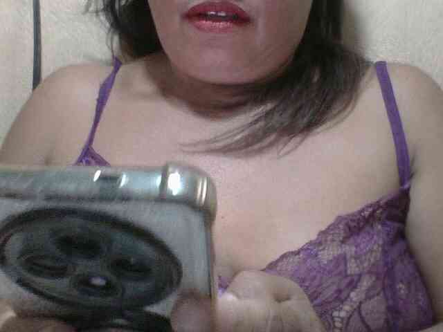 PinayAnna webcam
