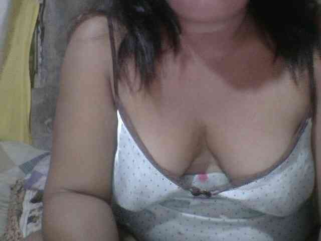 PinayAnna webcam