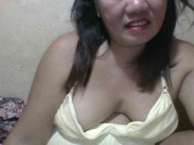 PinayAnna webcam