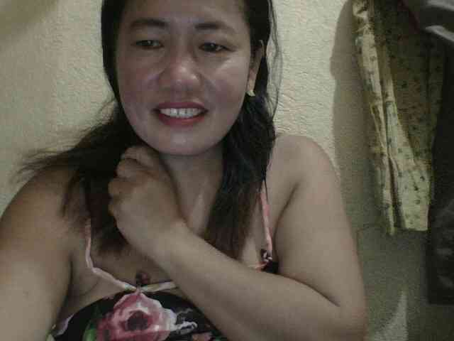 PinayAnna webcam