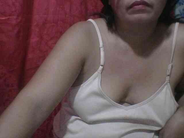 PinayAnna webcam