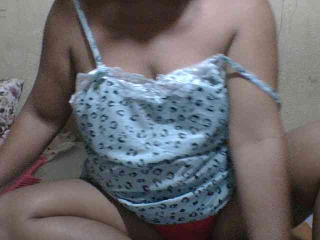 PinayAnna webcam