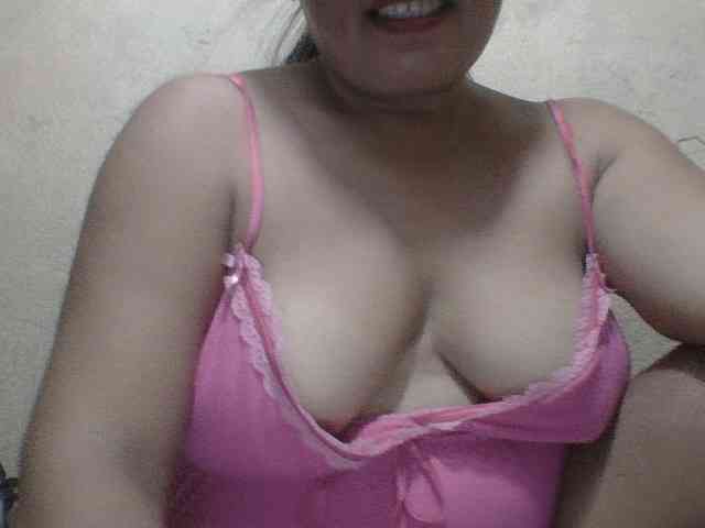 PinayAnna webcam