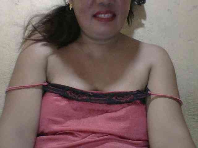 PinayAnna webcam