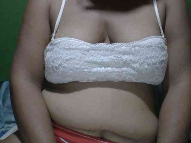 PinayAnna webcam