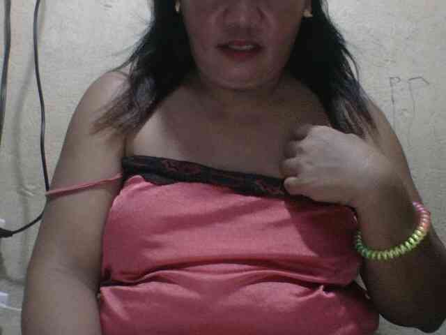 PinayAnna