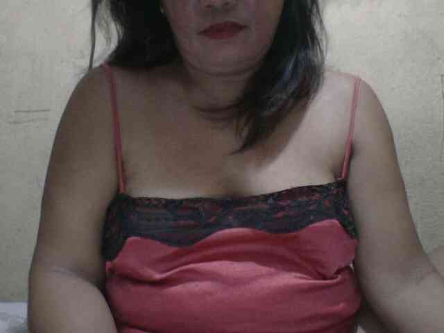 PinayAnna webcam
