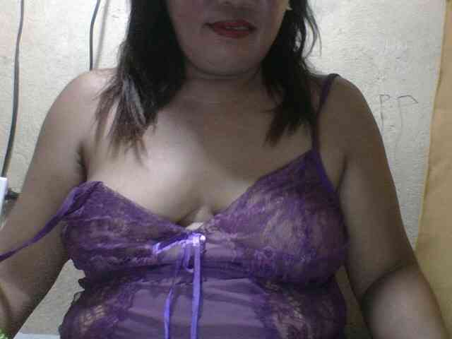 PinayAnna webcam