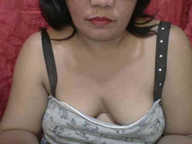 PinayAnna webcam