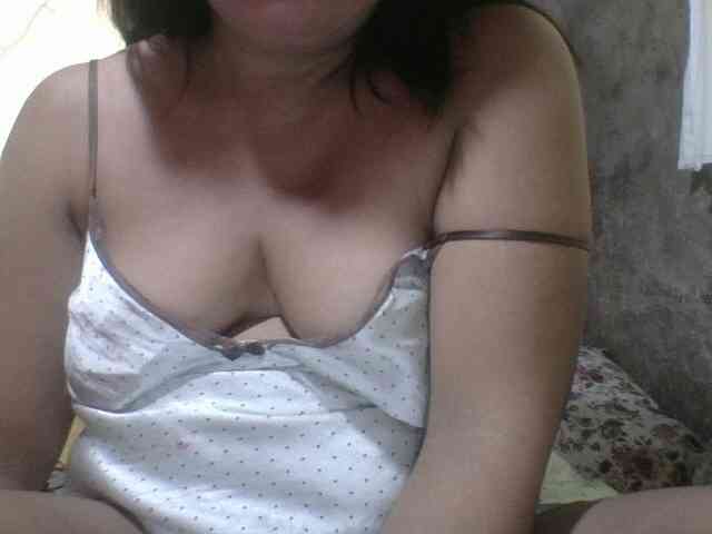 PinayAnna webcam