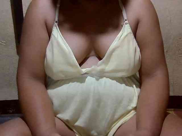 PinayAnna webcam