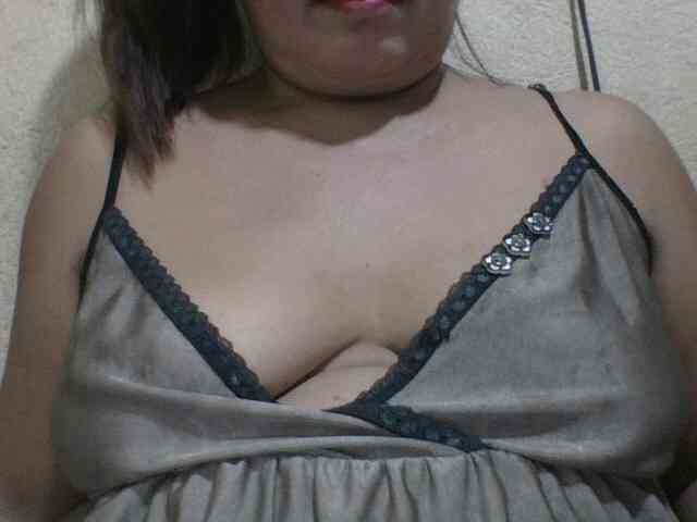 PinayAnna webcam