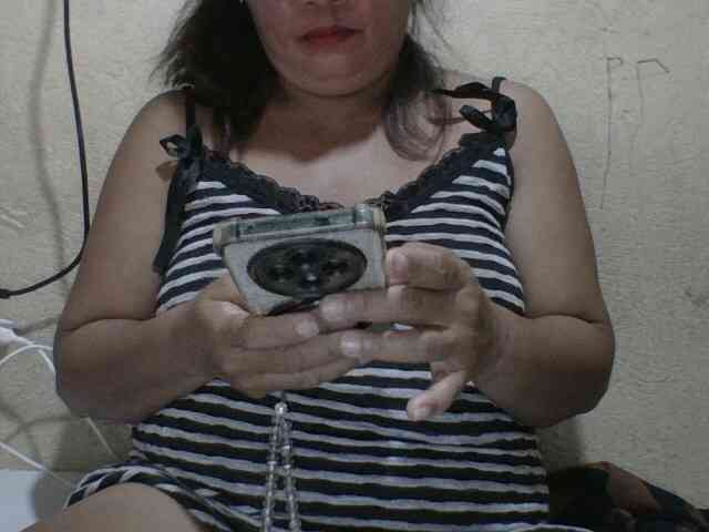 PinayAnna webcam